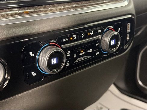 Used 2023 Chevrolet Silverado 1500 RST w/ Z71 Off-Road Package image 16