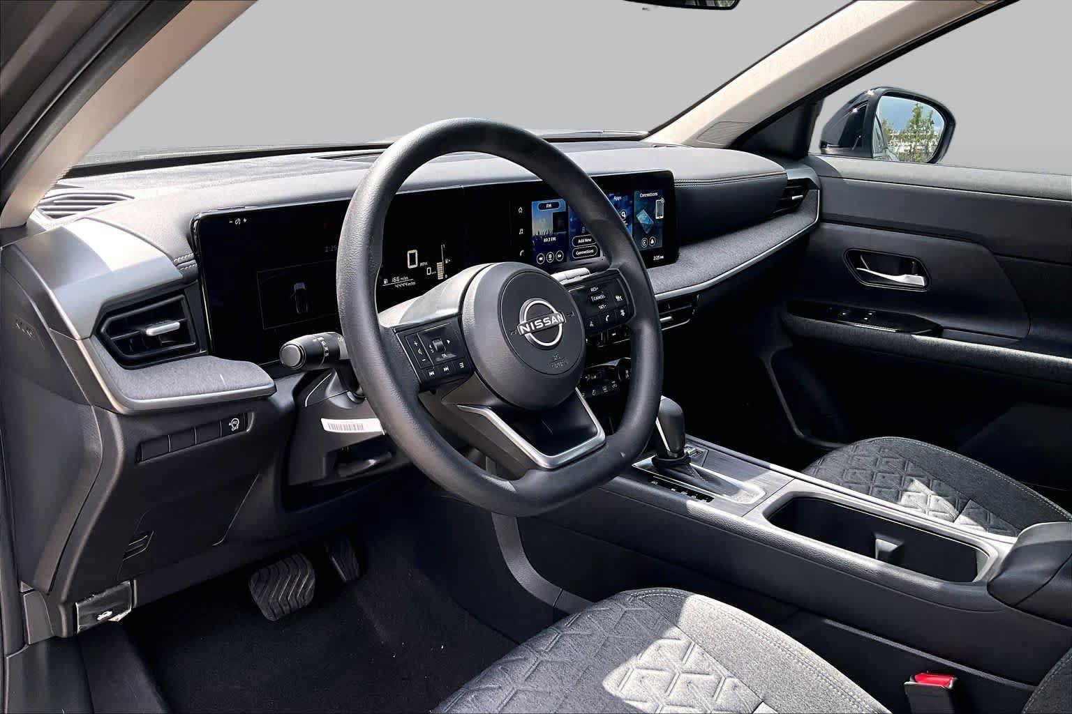 Certified 2026 Nissan Kicks SV w/ Charging Package FWD image 18