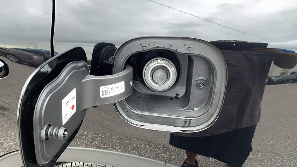 Certified 2025 Ford Escape ST-Line FWD image 13