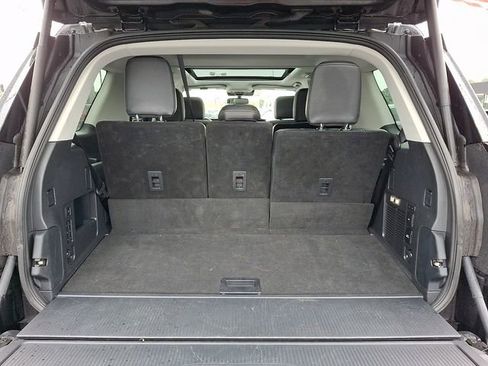 Used 2025 Ford Expedition Platinum AWD/4WD image 29