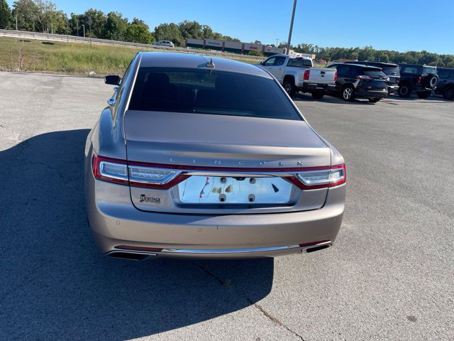 Used 2019 Lincoln Continental Premiere FWD image 8