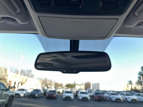 Used 2018 Toyota 4Runner SR5 Premium image 27