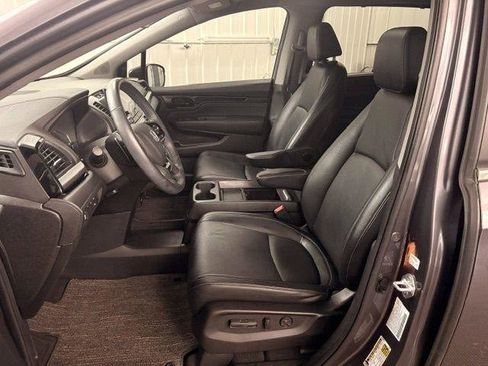Used 2023 Honda Odyssey Touring image 5