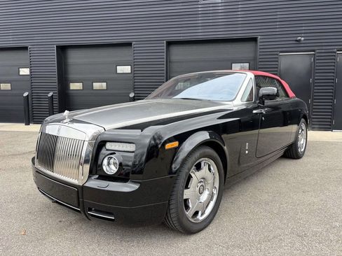 Used 2010 Rolls-Royce Phantom Drophead Coupe image 1