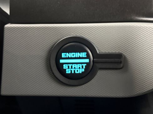 Used 2023 Ford Bronco Badlands image 21