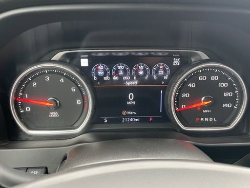 Used 2022 Chevrolet Silverado 2500 High Country w/ Technology Package image 16