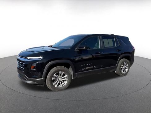 Used 2025 Chevrolet Equinox LT image 8