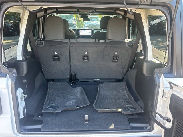 Used 2024 Jeep Wrangler Unlimited Sport AWD/4WD image 13