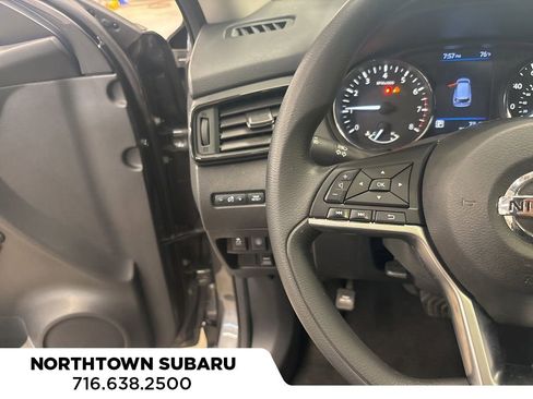Used 2020 Nissan Rogue SV AWD/4WD image 20