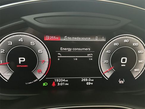 Used 2023 Audi Q7 2.0T Premium w/ Convenience Package image 39