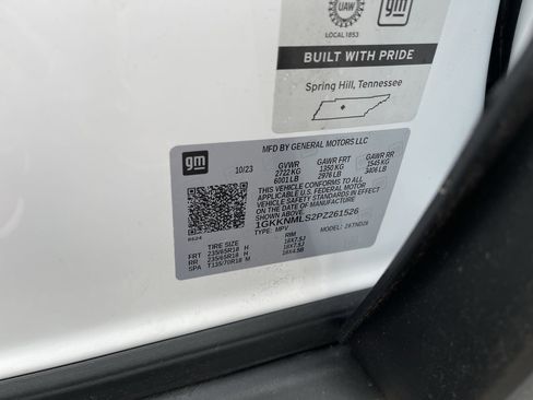Used 2023 GMC Acadia SLT w/ Technology Package FWD image 34