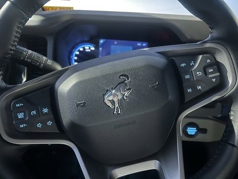 Used 2024 Ford Bronco Big Bend image 23