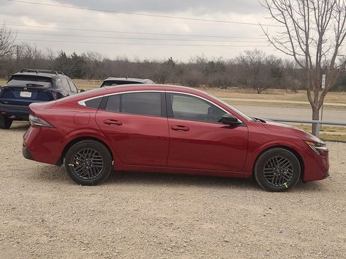 New 2026 Nissan Sentra SV w/ Floor Mat Package FWD image 4