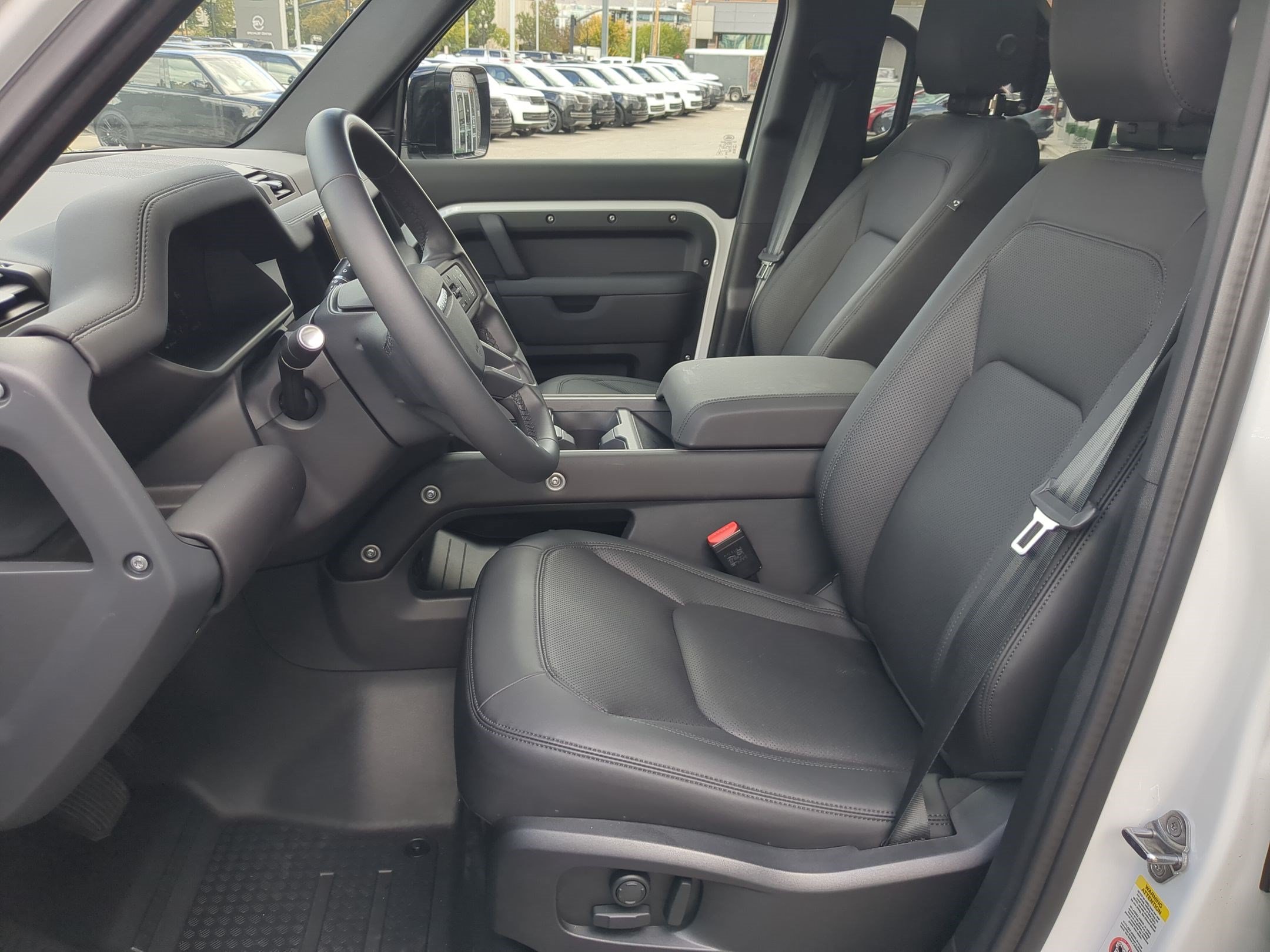 Used 2025 Land Rover Defender 110 S AWD/4WD image 27