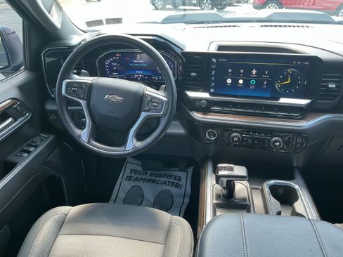Certified 2024 Chevrolet Silverado 1500 LT Trail Boss AWD/4WD image 9