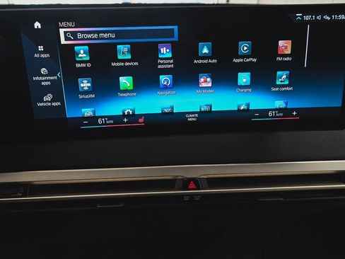 Used 2023 BMW iX xDrive50 w/ Convenience Package image 17