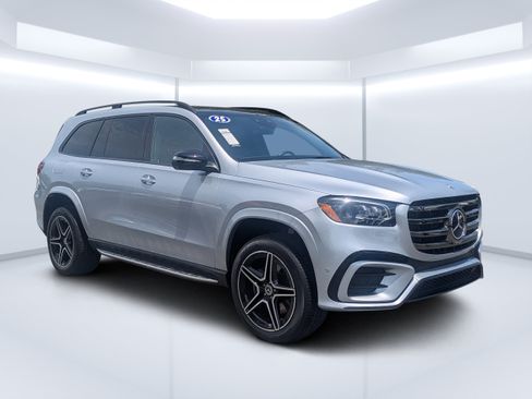 Certified 2025 Mercedes-Benz GLS 450 4MATIC w/ AMG Line Exterior image 36