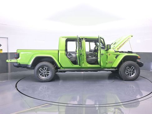 New 2026 Jeep Gladiator Mojave image 70