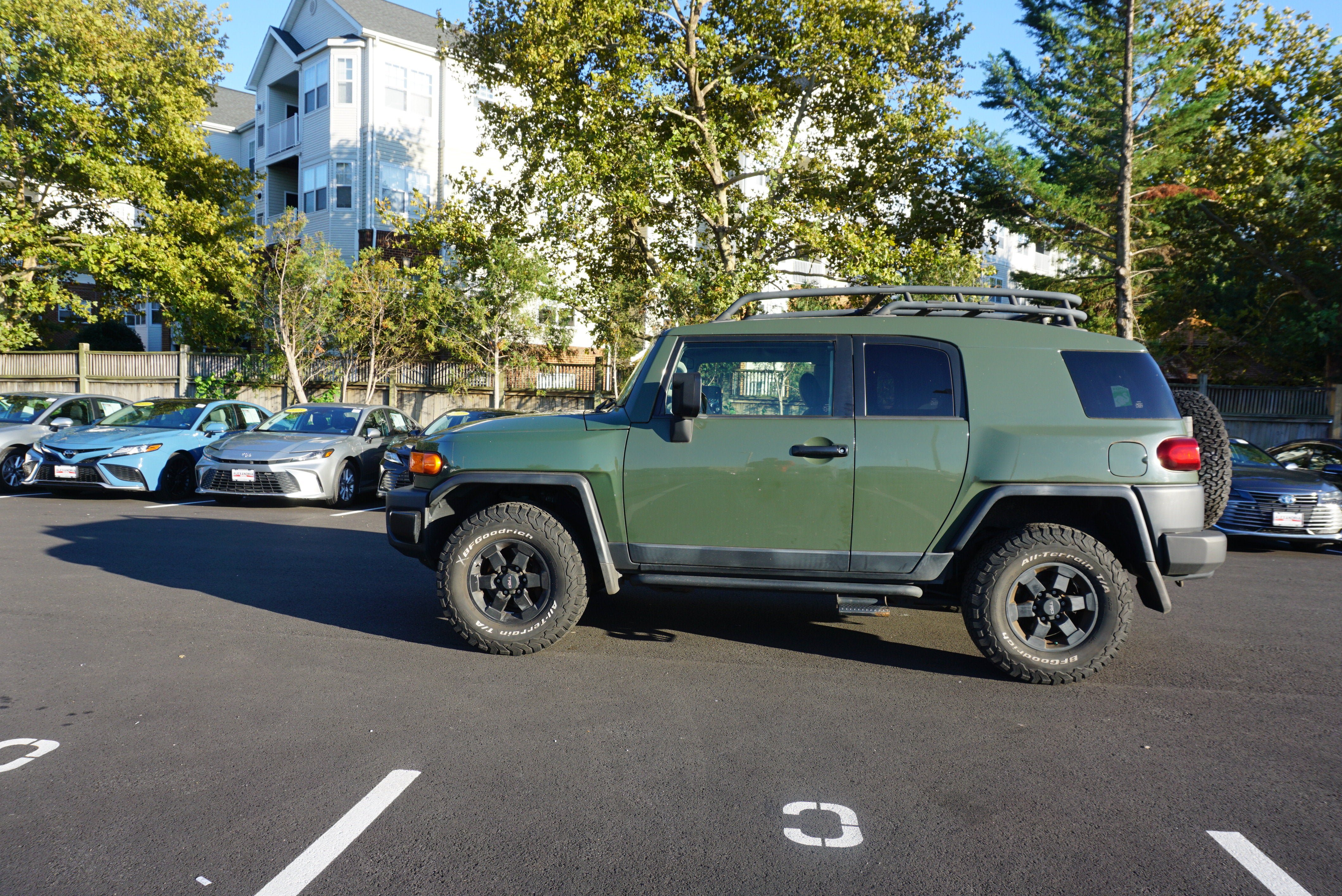 Used 2011 Toyota FJ Cruiser 4WD w/ Trail Teams Special Edition image 5