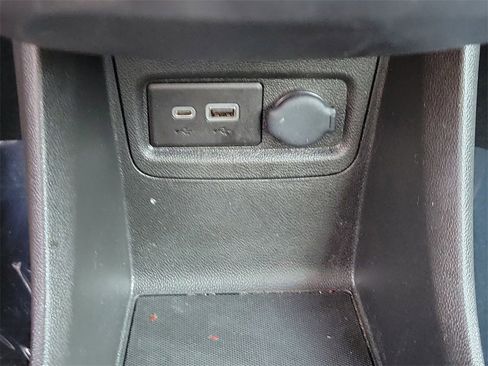 Used 2020 Chevrolet Spark LS image 26