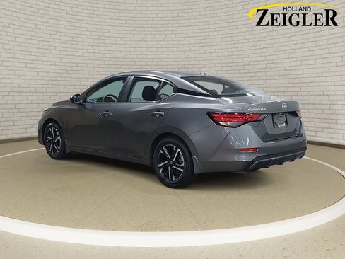 Certified 2025 Nissan Sentra SV image 7