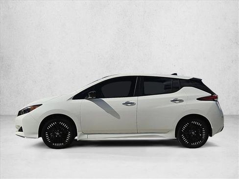Used 2025 Nissan Leaf SV Plus FWD image 9