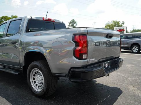 Used 2025 Chevrolet Colorado W/T RWD image 22