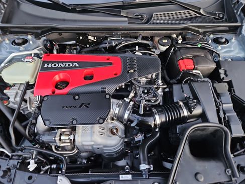 Certified 2024 Honda Civic Type R image 32