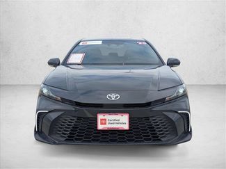 Used 2025 Toyota Camry SE video 2