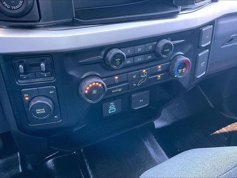 Used 2023 Ford F450 XLT w/ 360-Degree Camera Package AWD/4WD image 21