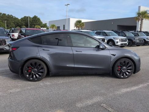 Used 2023 Tesla Model Y Performance AWD/4WD image 3