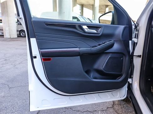 Used 2025 Ford Escape ST-Line w/ Equipment Group 301A image 22