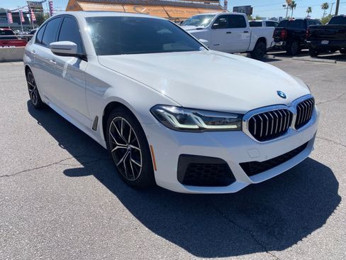 Used 2023 BMW 540i w/ M Sport Package RWD image 3