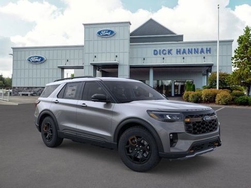 New 2026 Ford Explorer Tremor w/ Tremor Convenience Package image 8