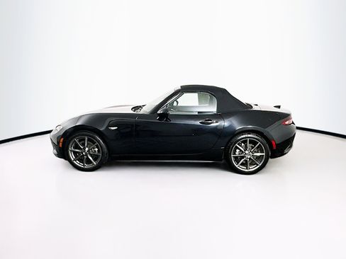 Used 2016 MAZDA MX-5 Miata Grand Touring RWD image 4