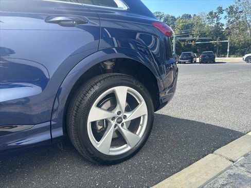 Used 2025 Audi Q5 Premium Plus w/ Premium Plus AWD/4WD image 37