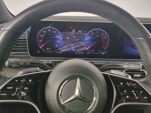 Used 2024 Mercedes-Benz GLE 350 4MATIC w/ Driver Assistance Package image 34