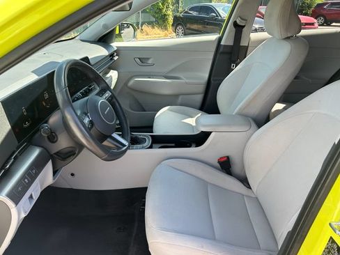 Used 2024 Hyundai Kona SEL AWD/4WD image 25