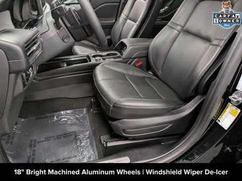 Used 2024 Lincoln Corsair AWD w/ Equipment Group 101A image 14