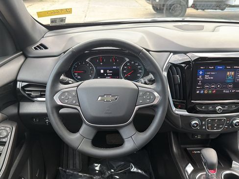 Used 2023 Chevrolet Traverse RS w/ LPO, Floor Liner Package AWD/4WD image 2