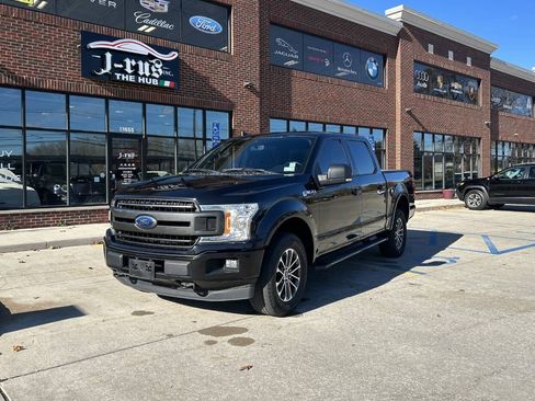 Used 2019 Ford F150 XLT w/ Equipment Group 302A Luxury image 2