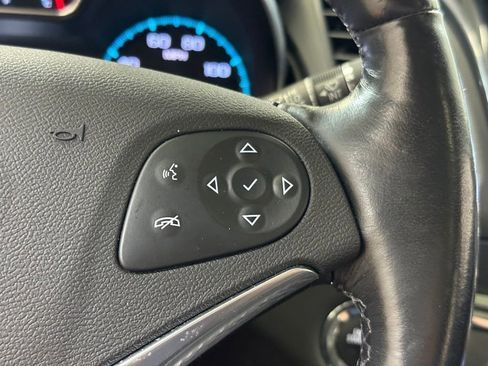 Used 2019 Chevrolet Impala Premier w/ Premier Convenience Package FWD image 38