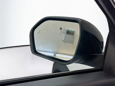 Used 2023 Ford Explorer ST-Line w/ Class IV Trailer Tow Package image 16