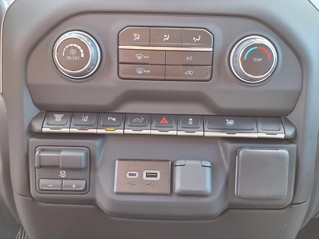 New 2025 Chevrolet Silverado 2500 Custom w/ Custom Value Package AWD/4WD image 18