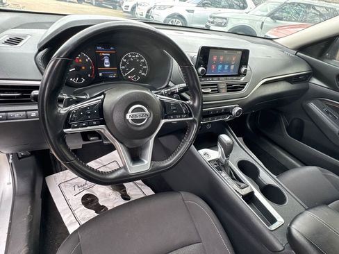 Used 2022 Nissan Altima 2.5 S image 17