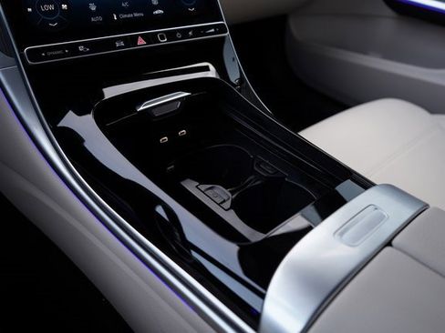 Used 2025 Mercedes-Benz C 300 C 300 image 21