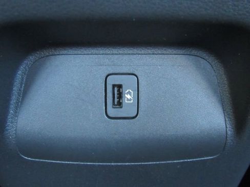 Used 2025 Nissan Sentra SV image 26