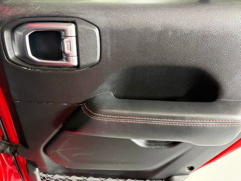 Used 2020 Jeep Gladiator Rubicon image 15