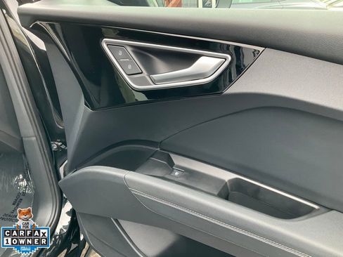 Used 2023 Audi Q4 e-tron Prestige image 67