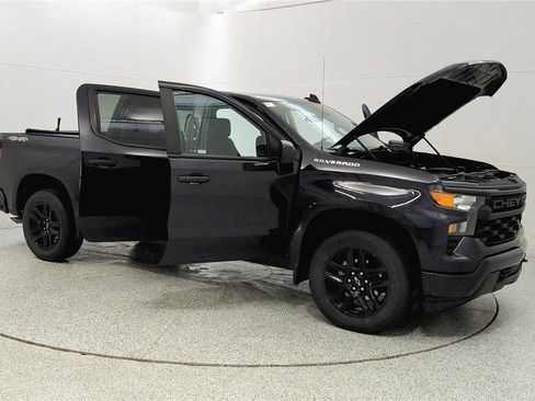 Used 2023 Chevrolet Silverado 1500 Custom w/ LPO, Dark Essentials Package image 9